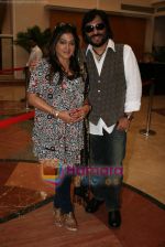Sonali and Roopkumar Rathod at a photo shoot for album cover in The Club on 19th Dec 2010 (2).JPG